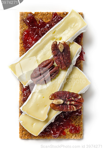 Image of crispbread with jam, camembert and pecans