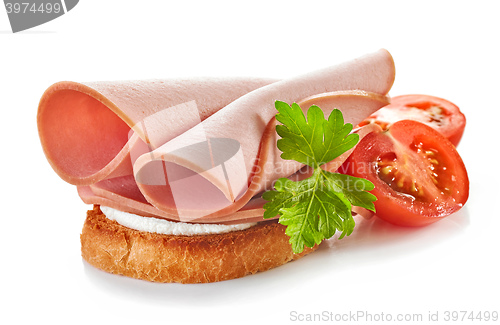 Image of sliced boiled sausage