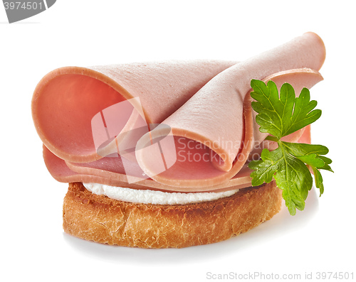 Image of sliced boiled sausage