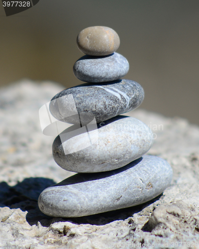 Image of balancing pebble tower