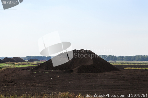 Image of extraction of peat  