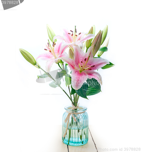 Image of pink lily flower bouquet