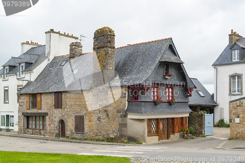 Image of old house in Le Faou