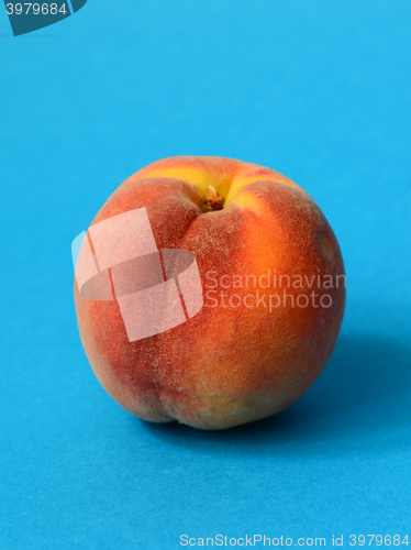 Image of One ripe peach