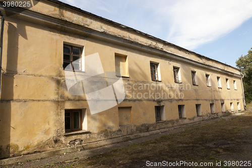 Image of abandoned old building 