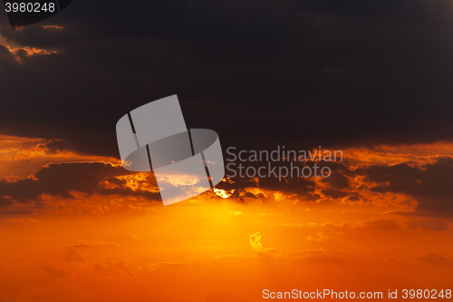 Image of disk of the sun, sunset  