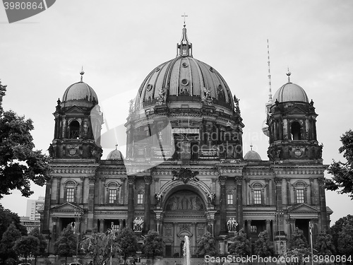 Image of Berliner Dom in Berlin in black and white