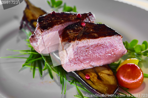 Image of Juicy steak with vegetables