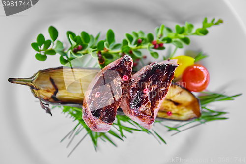 Image of Juicy steak with vegetables