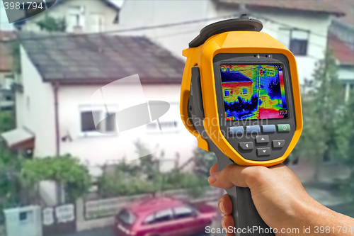 Image of Recording Buildings With Thermal Camera