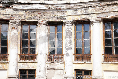 Image of abandoned old building  