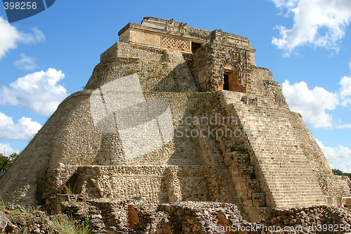 Image of Front view mayan pyramid