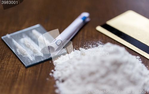 Image of close up of crack cocaine drug dose and money