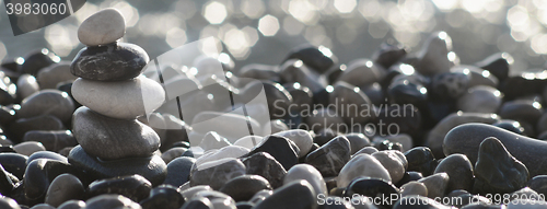 Image of balancing stone tower