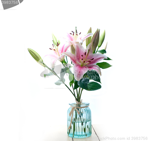 Image of pink lily flower bouquet