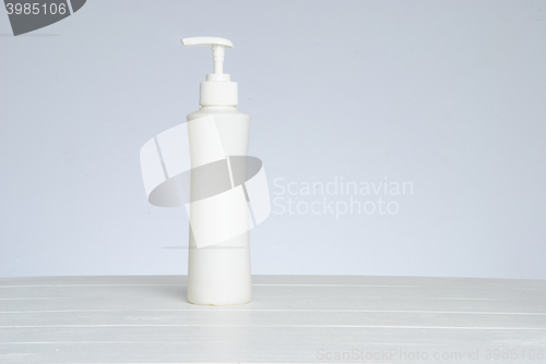 Image of Pumper dispenser of shampoo ,soap baht