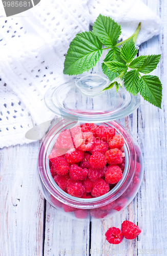 Image of fresh raspberry