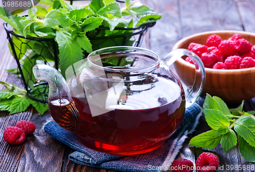 Image of raspberry and tea