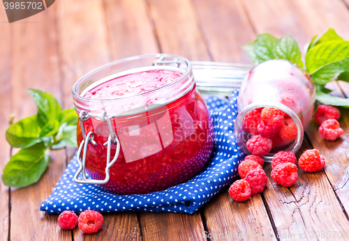 Image of raspberry and jam