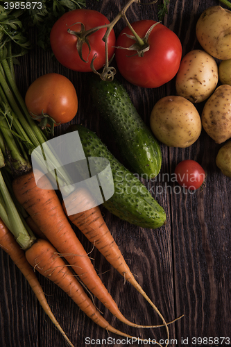 Image of freshly grown raw vegetables