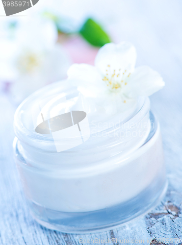 Image of cosmetic cream