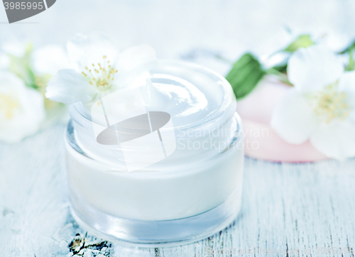 Image of cosmetic cream