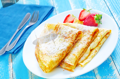 Image of pancakes with strawberry