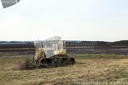 Image of extraction of peat