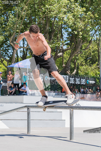 Image of Gabriel Ribeiro during the DC Skate Challenge