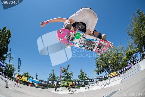 Image of Bruno Simoes during the DC Skate Challenge