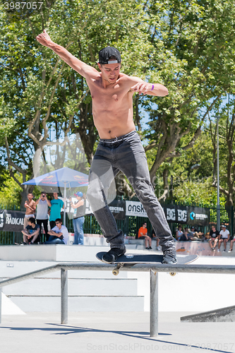 Image of Claudio Costa during the DC Skate Challenge