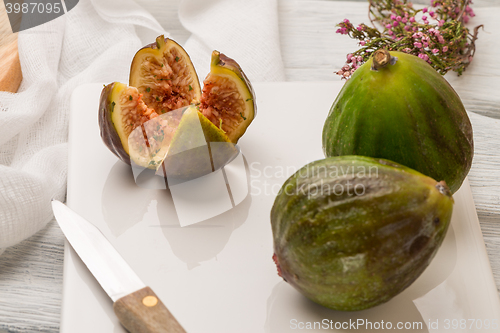 Image of Figs and honey