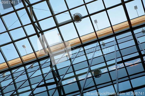 Image of transparent ceiling with orange stripe