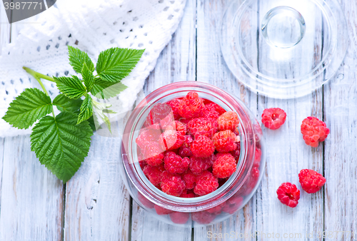 Image of fresh raspberry