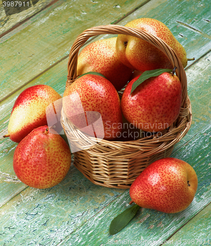 Image of Yellow and Red Pears