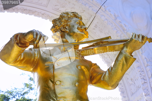 Image of The statue of Johann Strauss in Vienna, Austria 