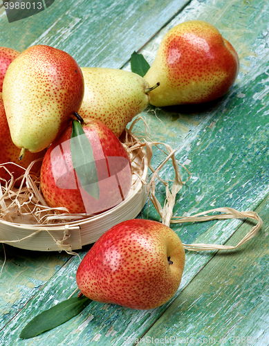 Image of Yellow and Red Pears