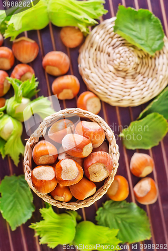 Image of hazelnuts