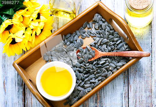 Image of sunflower seeds