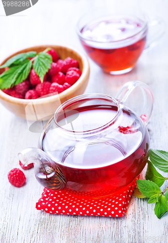 Image of raspberry and tea