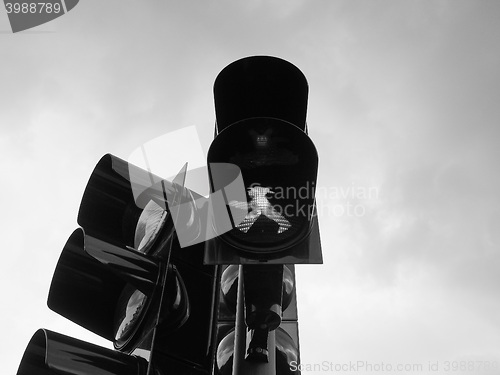 Image of Green light traffic signal in black and white