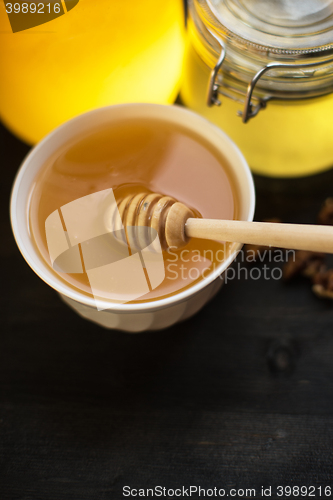 Image of Honey with walnut