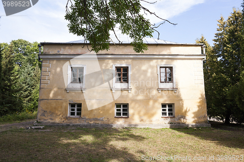 Image of abandoned old building