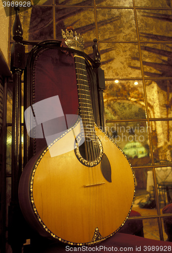 Image of EUROPE PORTUGAL LISBON ALFAMA FADO