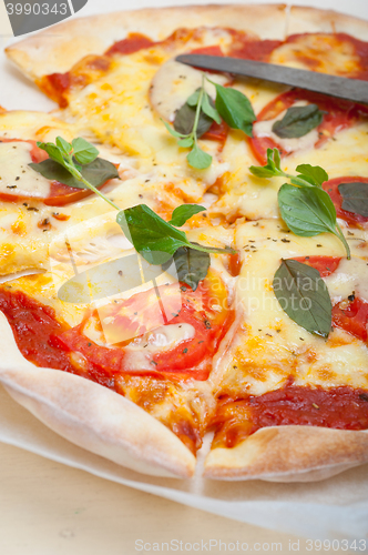 Image of Italian pizza Margherita