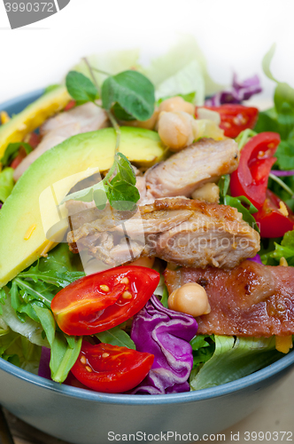 Image of Chicken Avocado salad 