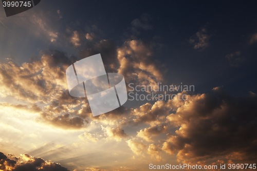 Image of the sky during sunset