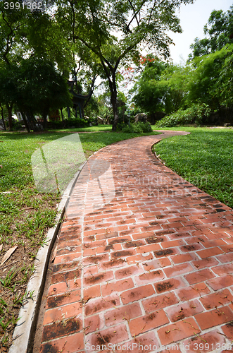 Image of S shape brick walkway