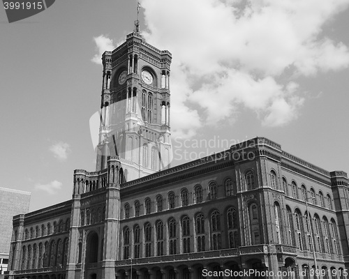 Image of Rotes Rathaus in Berlin in black and white