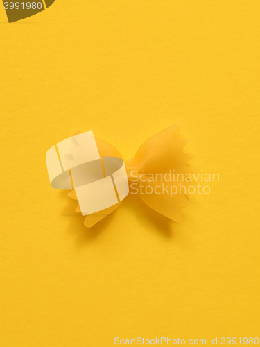 Image of single farfalle pasta